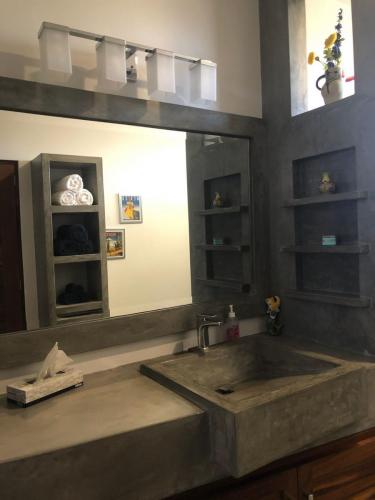 Mstr bathroom counter/ mirror