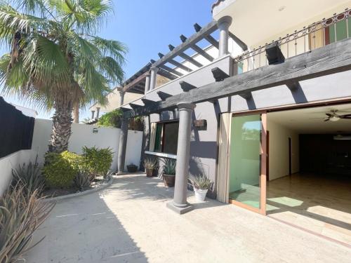 Front entry patio